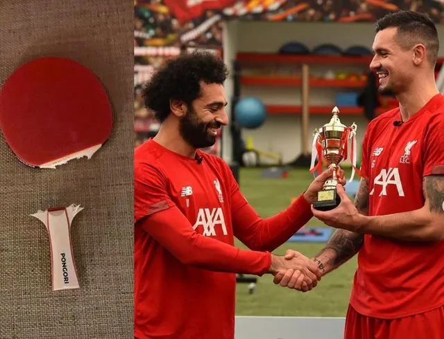 محمد صلاح يبدع في رياضة جديدة فهل يحترفها عن قريب؟ (فيديو)