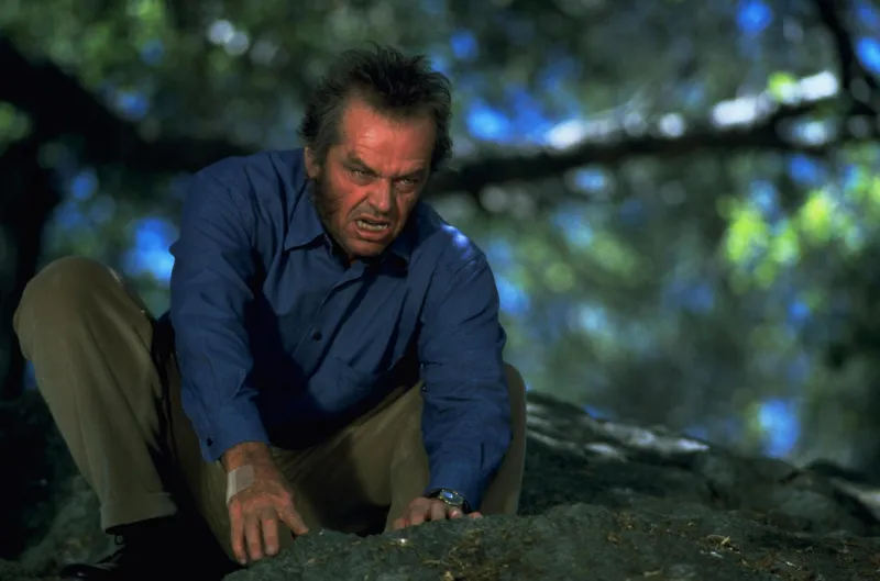 ياسر جلال يدخل عالم المستذئبين فهل يقلد جاك نيكسلون في  Wolf (فيديو)