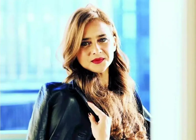 أول صورة تجمع نيلي كريم وخطيبها وهذا موعد زواجهما