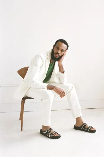 اتجاهات إكسسوارات الرجال لصيف 2021