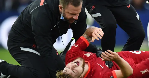 شاهد| تفاصيل إصابة «هارفي إليوت» وأول تعليق للاعب