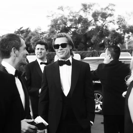 لماذا ظهر براد بيت على برج خليفة؟ (فيديو)