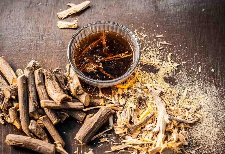 فوائد عرق السوس وكيفية تحضيره في المنزل