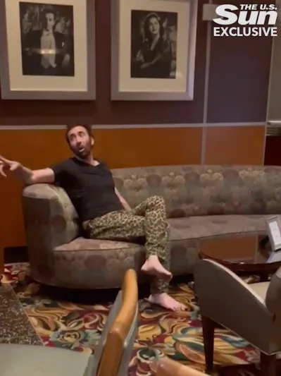 طرد مهين لـ"نيكولاس كيدج" من مطعم فاخر .. ظهر مشردًا بملابس بالية! (فيديو)