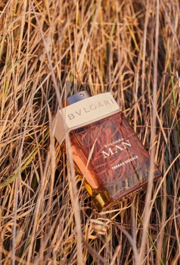 بولغري تطلق عطرها الجديد بإحساس دافئ يفيض بالرجولة