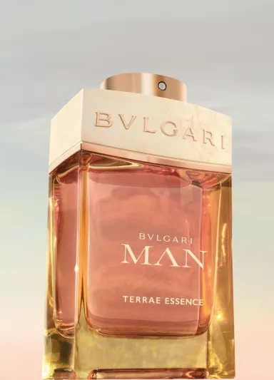 بولغري تطلق عطرها الجديد بإحساس دافئ يفيض بالرجولة