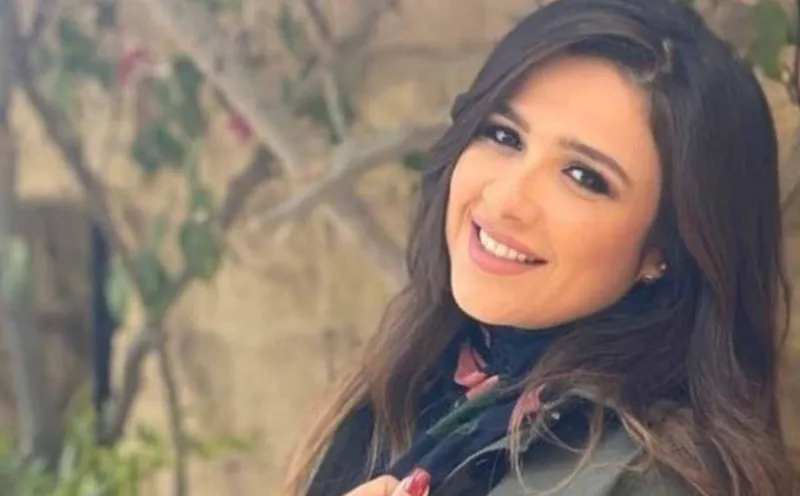 شاهد أول ظهور لياسمين عبد العزيز بعد انتهاء أزمتها الصحية وتعليق زوجها 