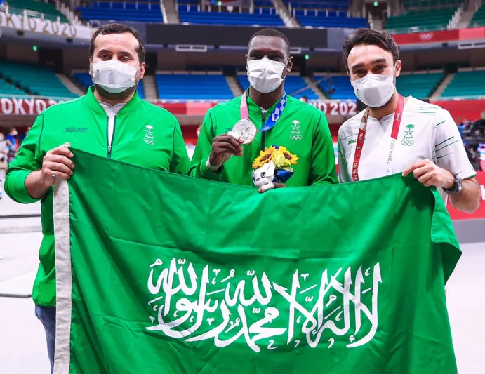 بطل الكاراتيه طارق حامدي لـ«الرجل»: لا أحب الأضواء وأهوى السباحة... وانتظروا فالميداليات قادمة