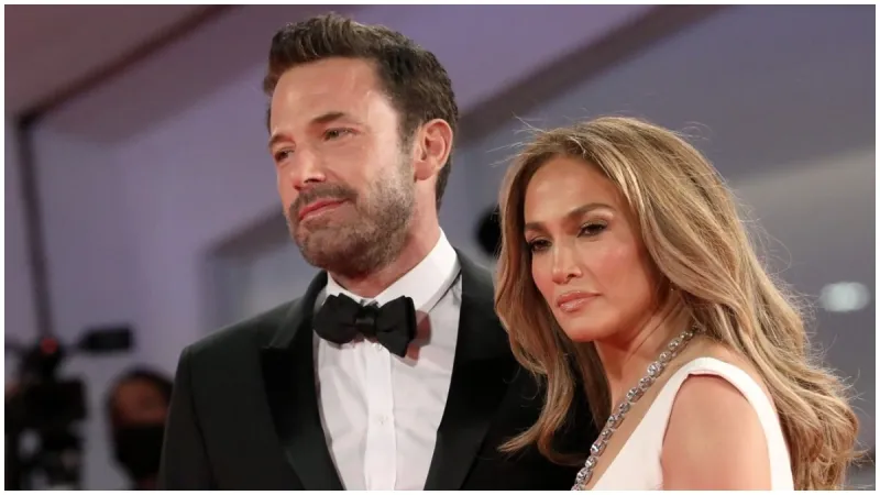 رغم أنهما الأشهر عالميًا.. لماذا لا يتابع بن أفليك خطيبته جينيفر لوبيز على انستجرام؟