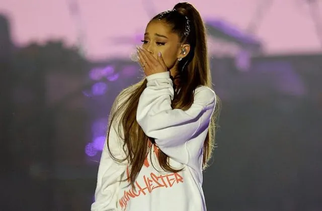 بعد تهديد أريانا جراندي.. المعجبون يتسببون في رعب مشاهير هوليوود