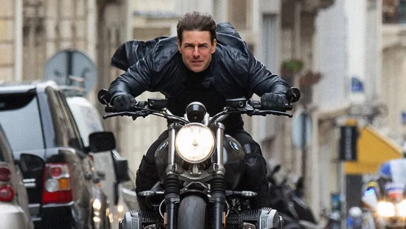 توم كروز ينتهي من تصوير "Mission: Impossible 7".. وهذا موعد عرضه (فيديو)