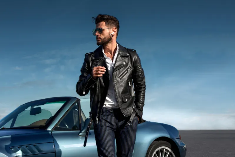 أفضل السترات الجلديّة الفارهة لشتاء 2021 - 2022