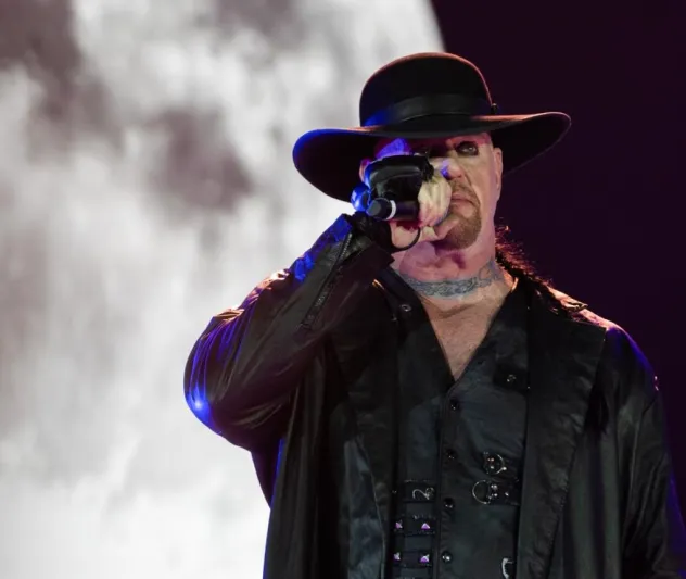 لحظة ظهور «أندرتيكر» في موسم الرياض (فيديو)