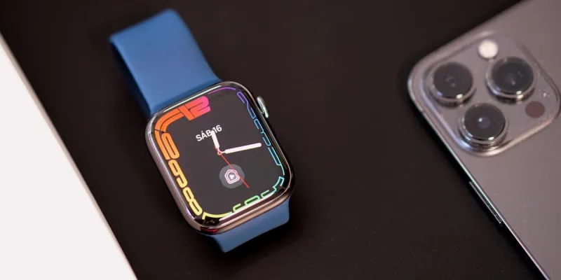 اكتشف مميزات ساعة 7 Apple Watch  وأسعارها (فيديو)