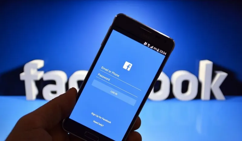 ما السبب الحقيقي وراء تعطل خدمات الفيسبوك؟