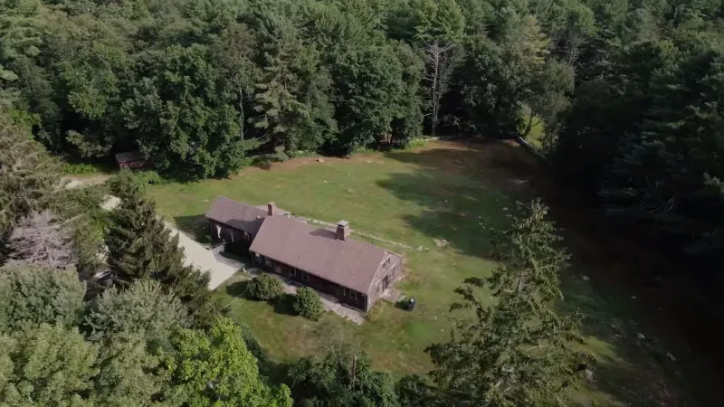 بيع منزل مسكون بالأشباح بـ1.2 مليون دولار..كان مصدر إلهام لفيلم The Conjuring (صور)