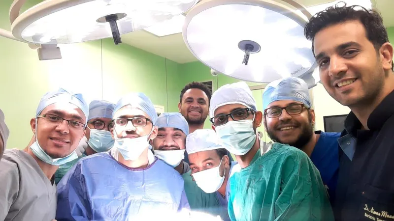 استخراج هاتف من معدة مريض بعد 6 أشهر من ابتلاعه!