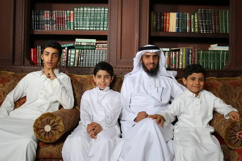 عائلة الشعلان عائلة الشعلان.. ملوك عطر الأرض لثمانية عقود