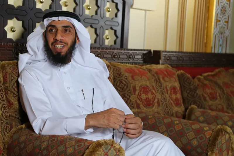 نعود لمسيرتك التجارية، ما أبرز نقاط التحول في حياتك تجارياً ؟ عائلة الشعلان.. ملوك عطر الأرض لثمانية عقود