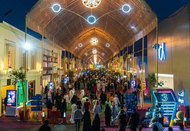 تركي آل الشيخ يشوق متابعيه لافتتاح البوليفارد: «عالم ثان» (فيديو)