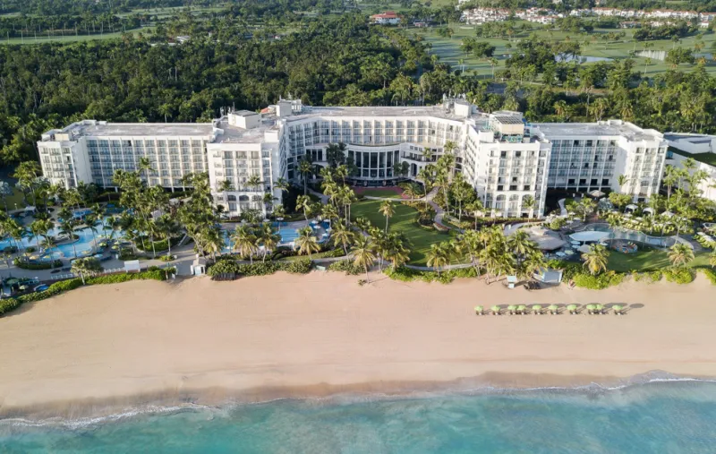 أفخم 5 فنادق حول العالم لشهر العسل في الشتاء