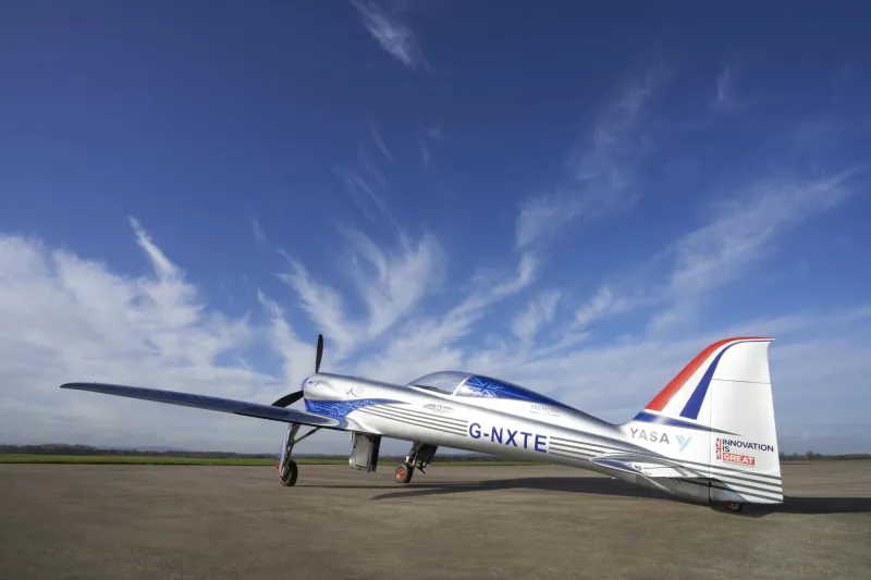 رولز رويس تعرض تكنولوجيا رائدة في معرض دبي للطيران