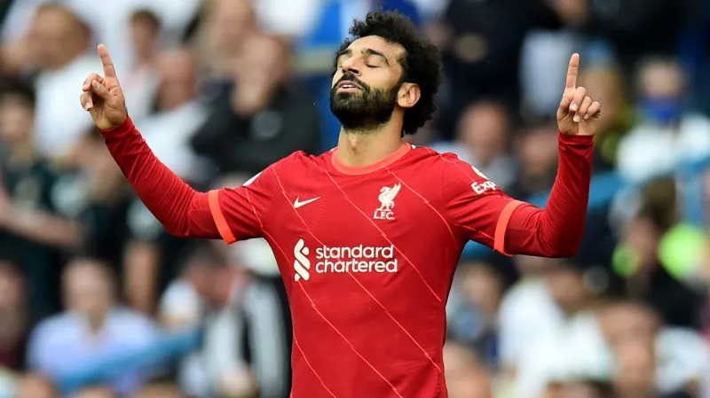 ثروة محمد صلاح تضعه بقائمة أعلى لاعب أجرًا في العالم  