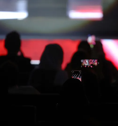 تامر حسني يتألق في حفل موسم الرياض 2021 (صور)