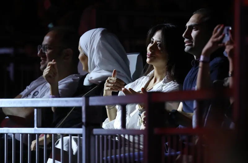 تامر حسني يتألق في حفل موسم الرياض 2021 (صور)