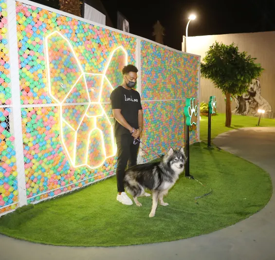 مقهى للكلاب والقطط في موسم الرياض 2021 (صور)