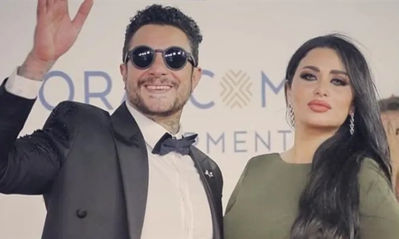 هل وقع الطلاق بين أحمد الفيشاوي وندى الكامل؟