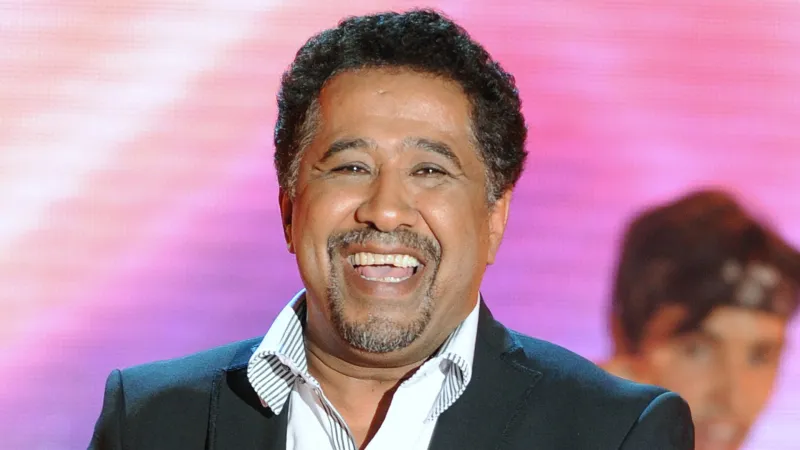 انسجام "الشاب خالد" مع طبول السامري في حفله بالعلا (فيديو)