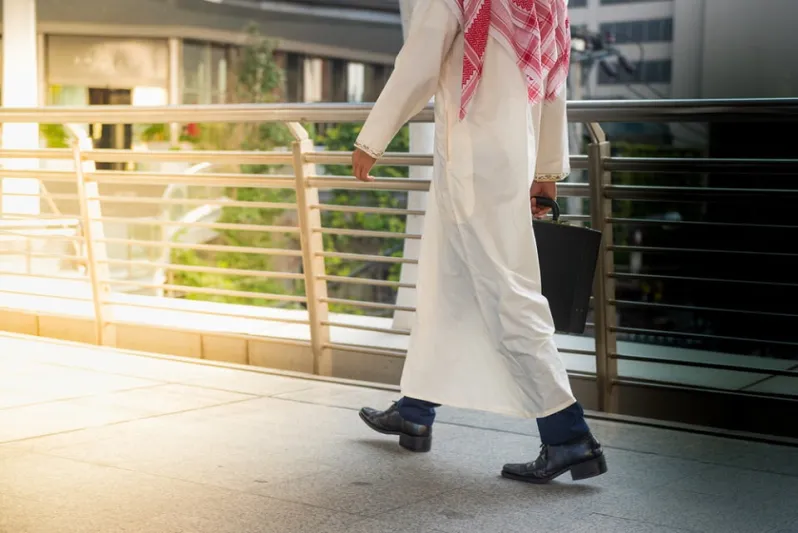 كيف أعرف أن عليّ بلاغ هروب من الكفيل؟