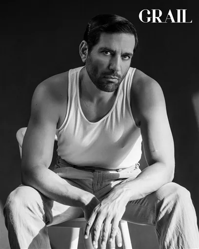 الفنان حسن الرداد يخرج من أحزانه بجلسة تصوير جريئة