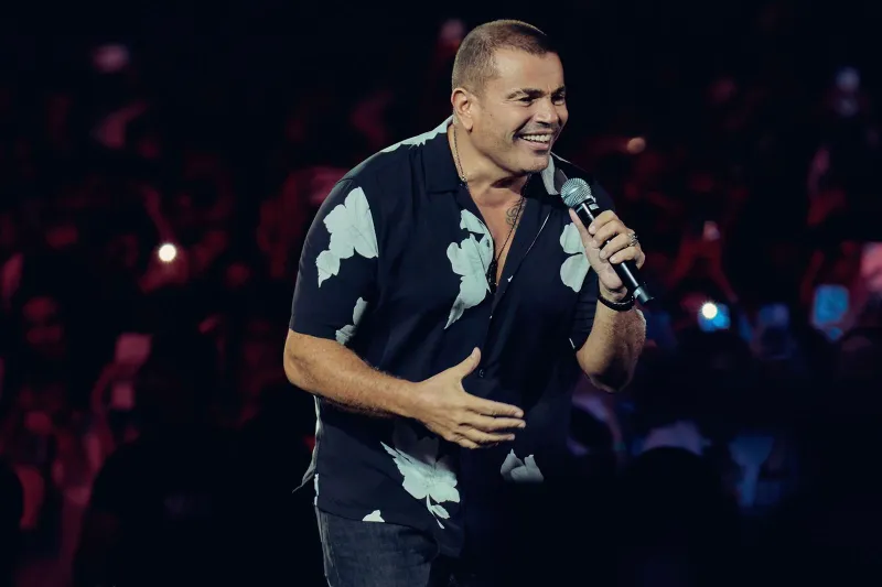 أبرز لقطات حفل عمرو دياب في كورنيش جدة (فيديو وصور)