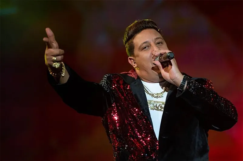 حمو بيكا مهددًا جمهوره: هقفل كل قنواتي وأعتزل المهرجانات (فيديو)