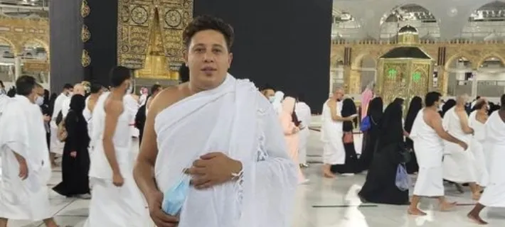 حمو بيكا يؤدي مناسك العمرة ويوجه رسالة خاصة لهؤلاء (فيديو)