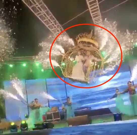 سقوط مفزع لعروسين من أرجوحة معلقة في الهواء! (فيديو)