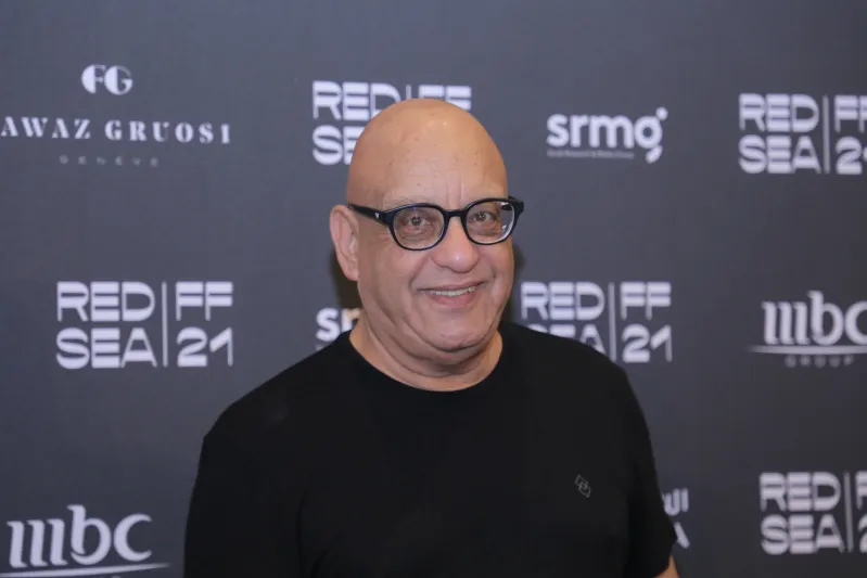 نجوم العالم يتوافدون على السجادة الحمراء لمهرجان البحر الأحمر السينمائي (صور)