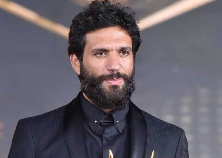 الفنان حسن الرداد يخرج من أحزانه بجلسة تصوير جريئة