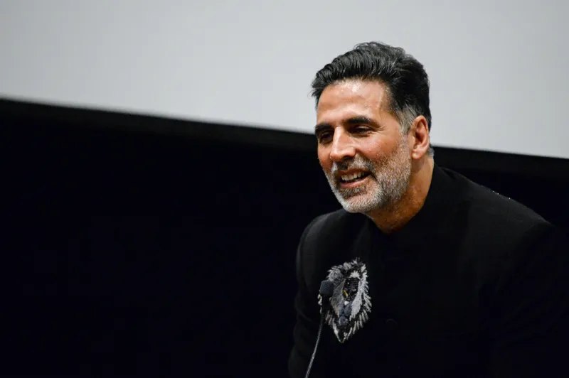 «أكشاي كومار» مفاجأة اليوم الثالث لمهرجان البحر الأحمر السينمائي (فيديو)