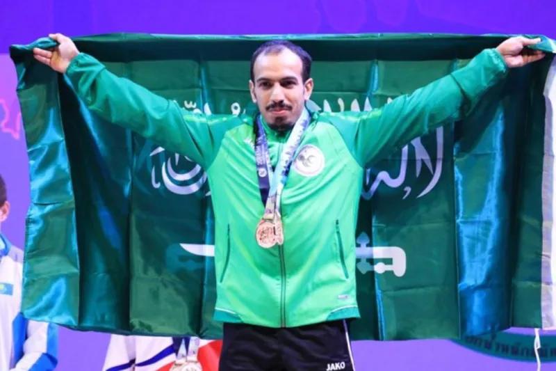 أول ميدالية ذهبية للسعودية في بطولة العالم لرفع الأثقال