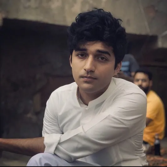 الفنان براء عالم لـ«الرجل»: أشعر بالفخر لإقامة مهرجان البحر الأحمر السينمائي في وطني