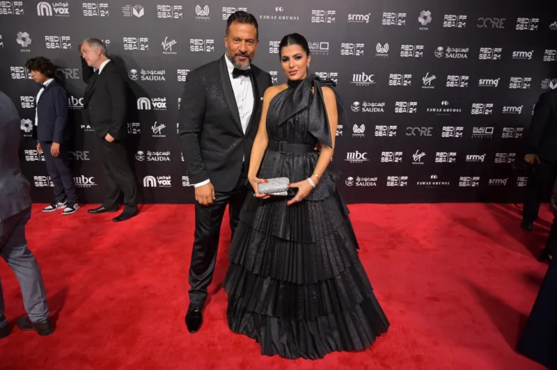 نجوم العالم يخطفن الأنظار في افتتاح مهرجان البحر الأحمر السينمائي (صور)