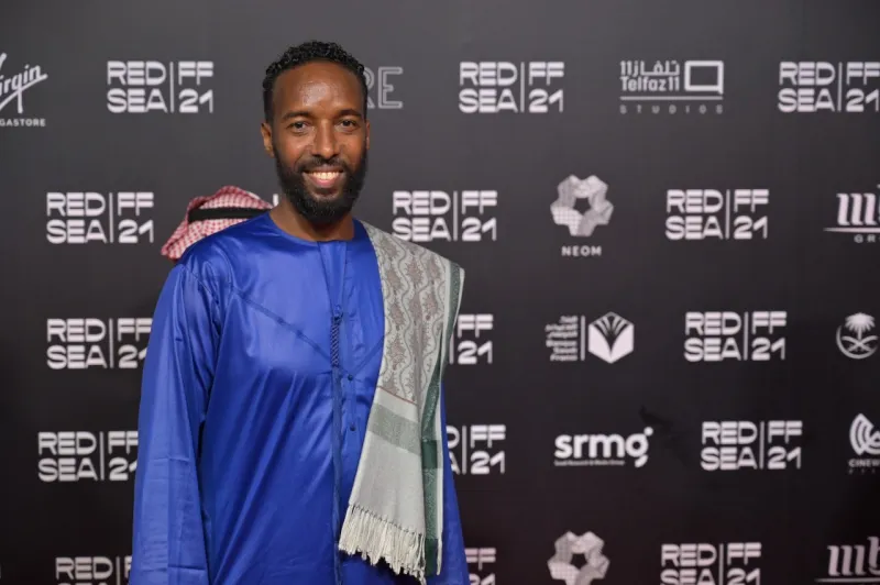 نجوم العالم يخطفن الأنظار في افتتاح مهرجان البحر الأحمر السينمائي (صور)