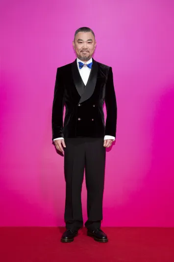 كيف تختار التوكسيدو لتكون نجم السهرات؟