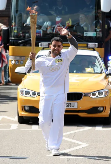 رائد الأعمال بدر الشيباني لـ« الرجل»: ألفت كتابين وتسلقت 5 قمم وزرت 88 بلدًا