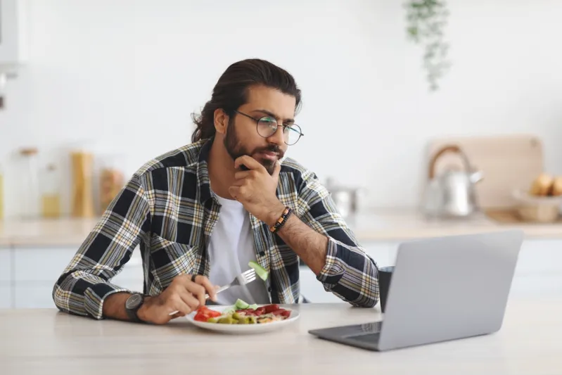 حميات غذائية تهدد صحتك وتدمر النفسية