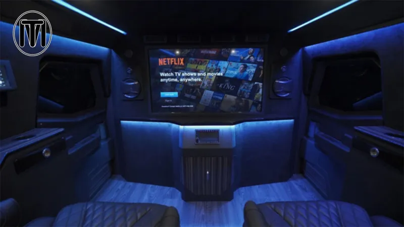 Sentry Civilian ..  سيارة بتصميم عسكري و مقصورة تُشبه الطائرات (فيديو)