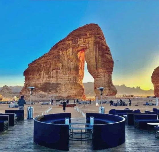 الأماكن السياحية في العلا.. أعظم تحفة عرفها الزمن (فيديو) 